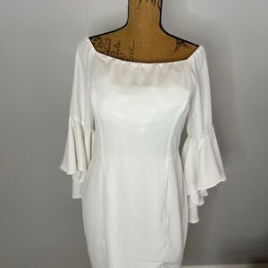 VENUS White Off-Shoulder Long Sleeve Dress